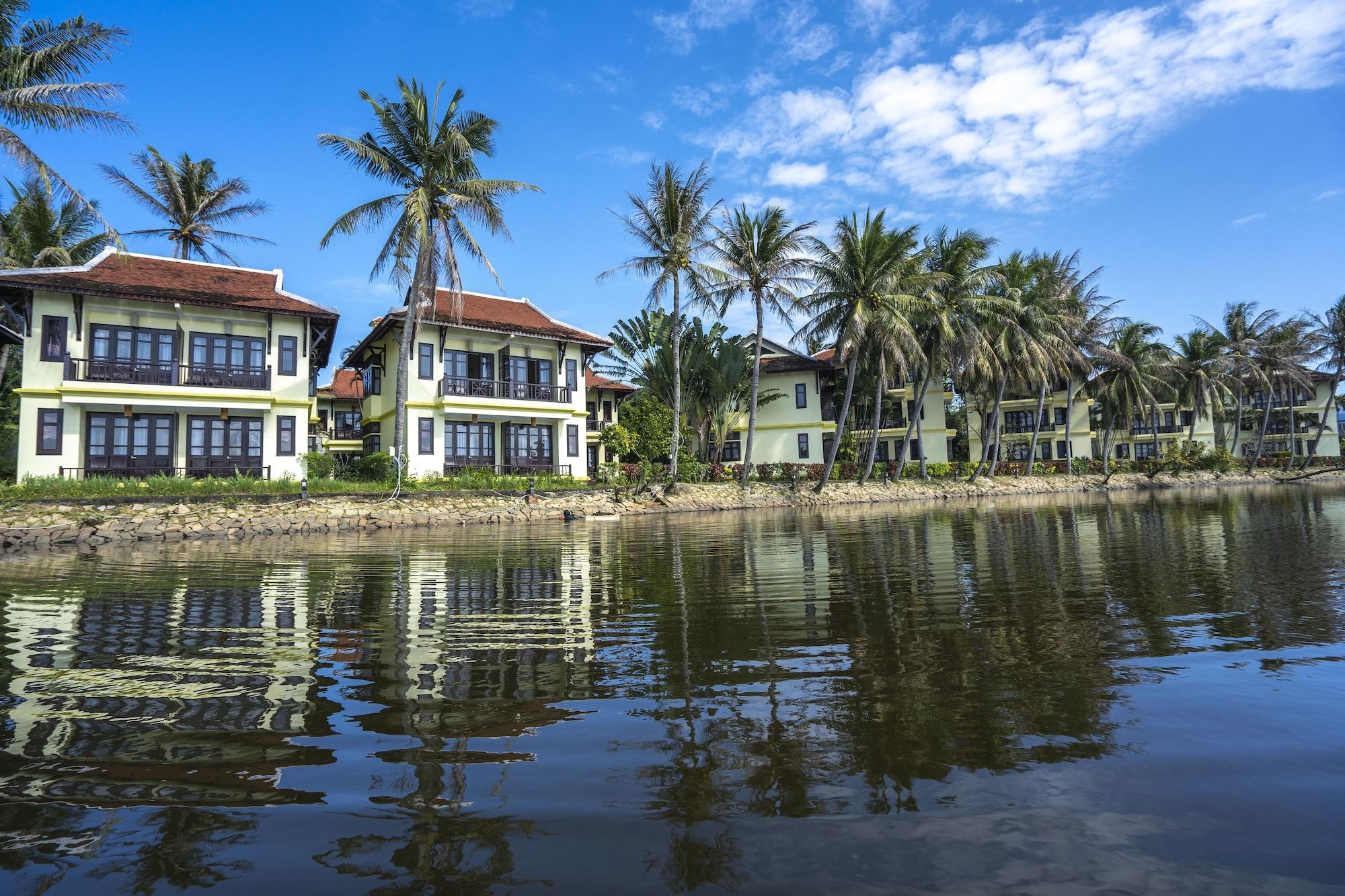 Hoi An Riverside Resort & Spa Экстерьер фото