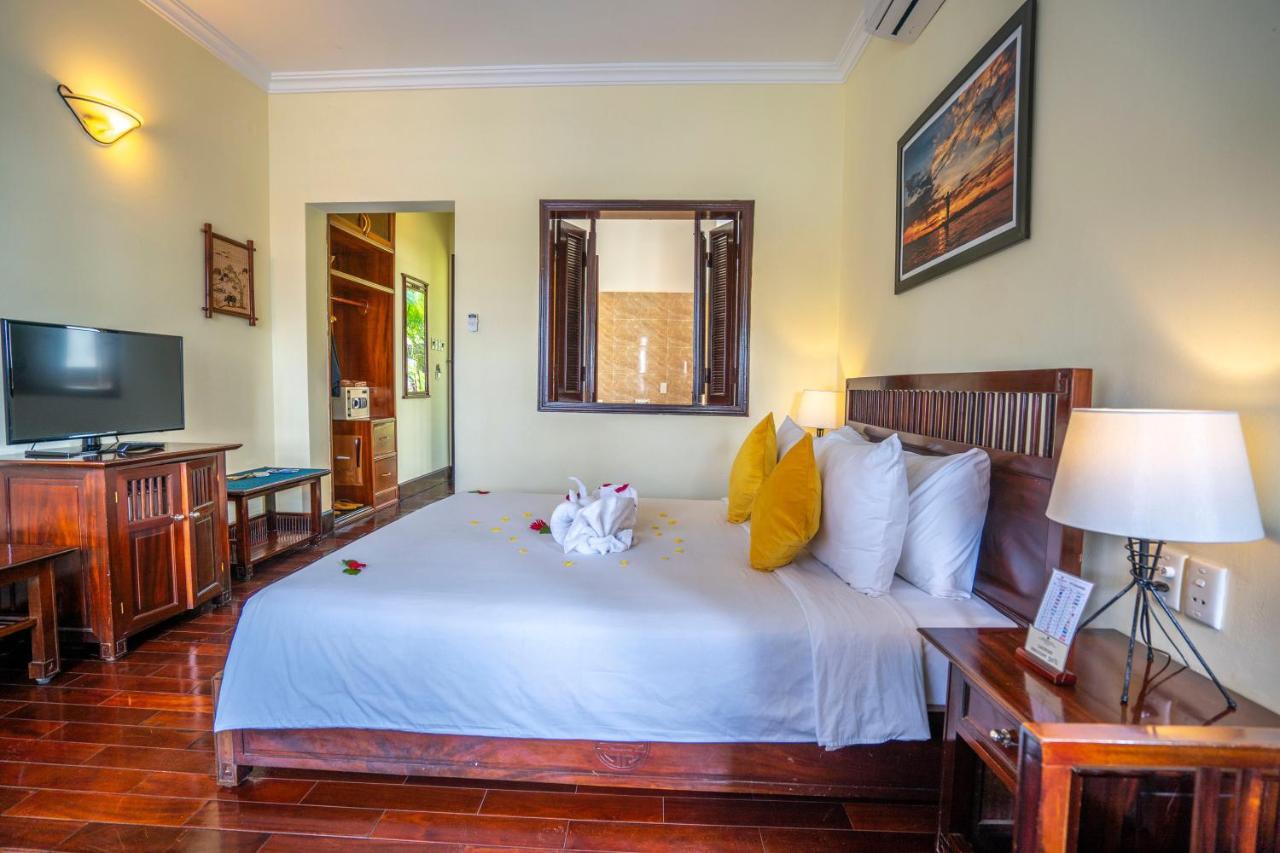 Hoi An Riverside Resort & Spa Экстерьер фото