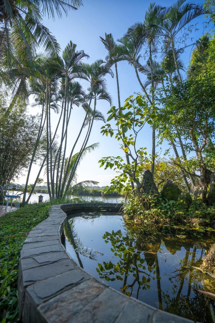 Hoi An Riverside Resort & Spa Экстерьер фото
